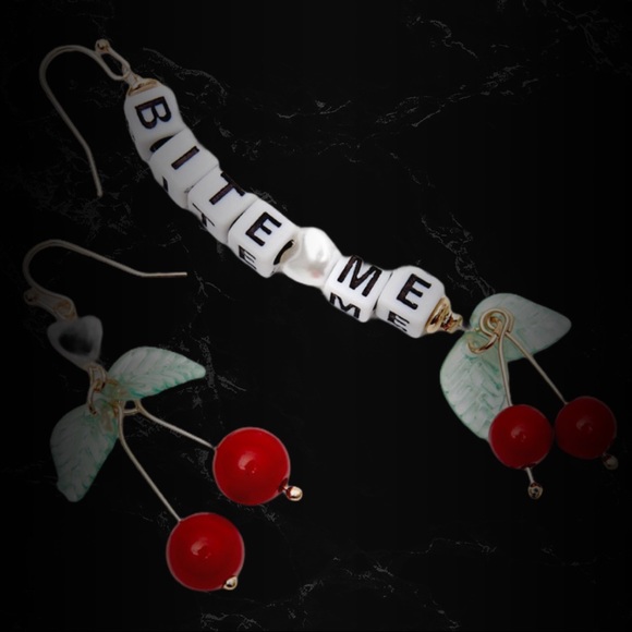 BITE ME BEADS CHERRIES DROP EARRINGS NWT - Picture 8 of 12